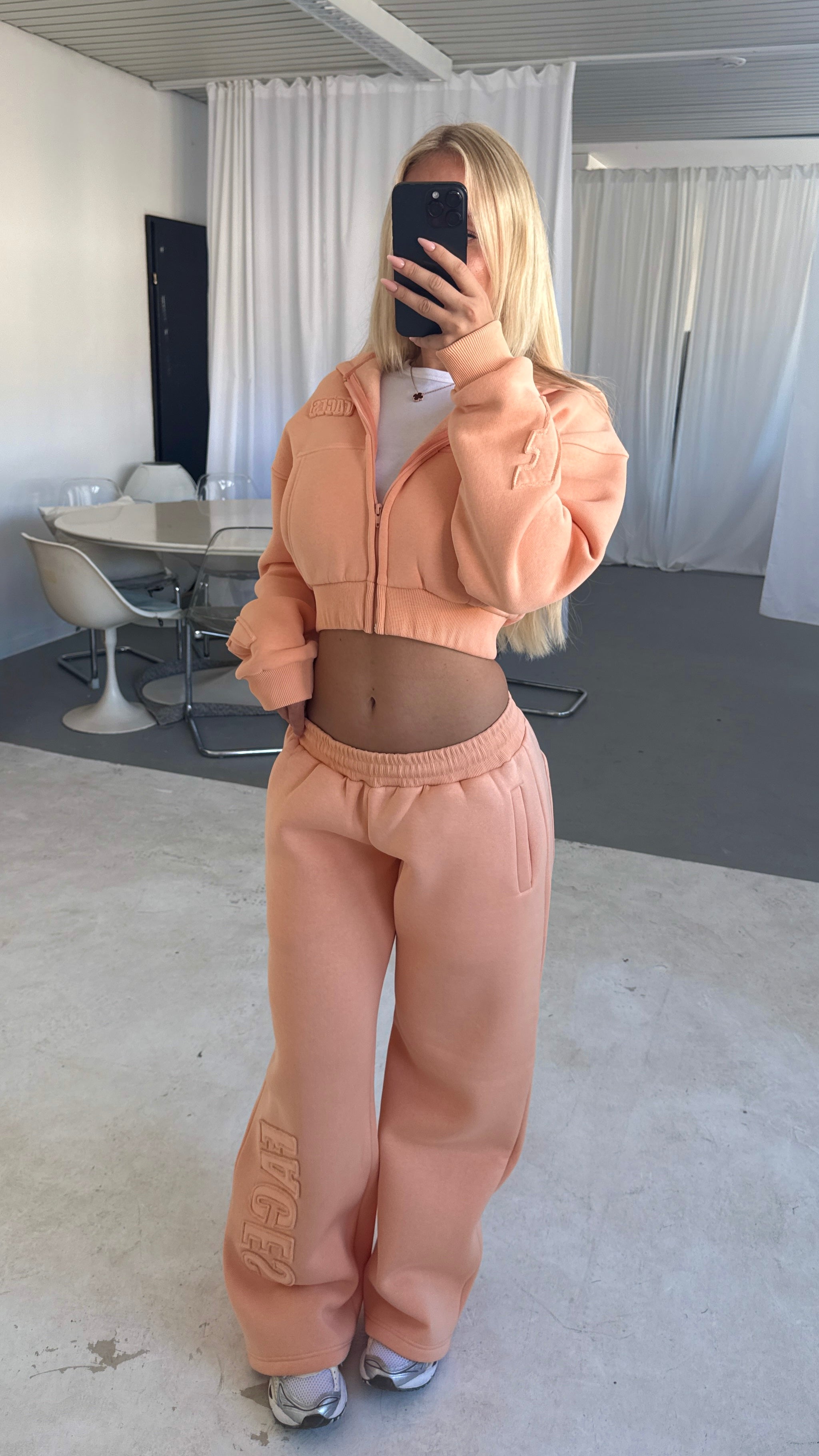FACES CLOUDED™ WOMEN PANTS I MIAMI PEACH