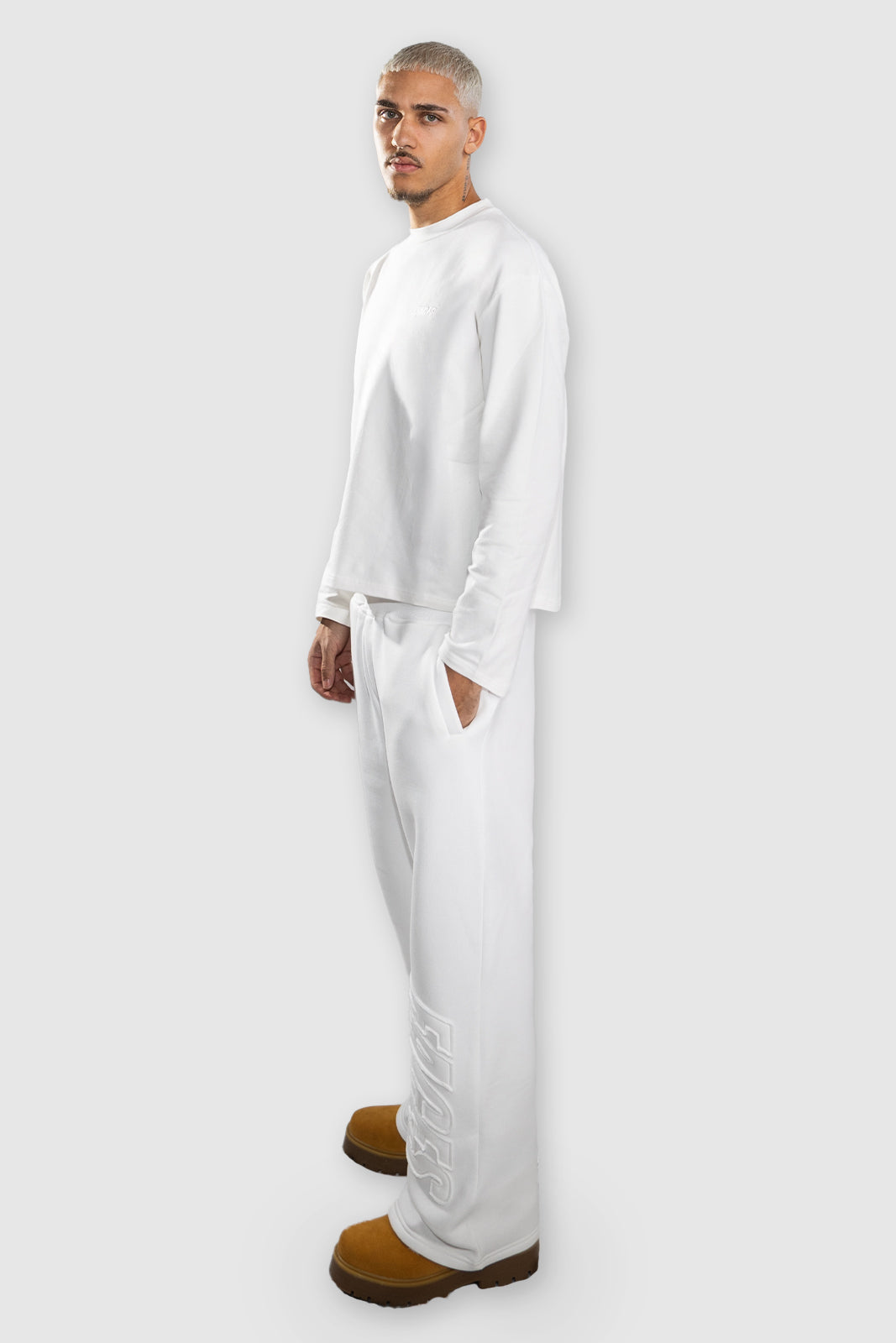 FACES CLOUDED™ LONGSLEEVE I SNOW WHITE