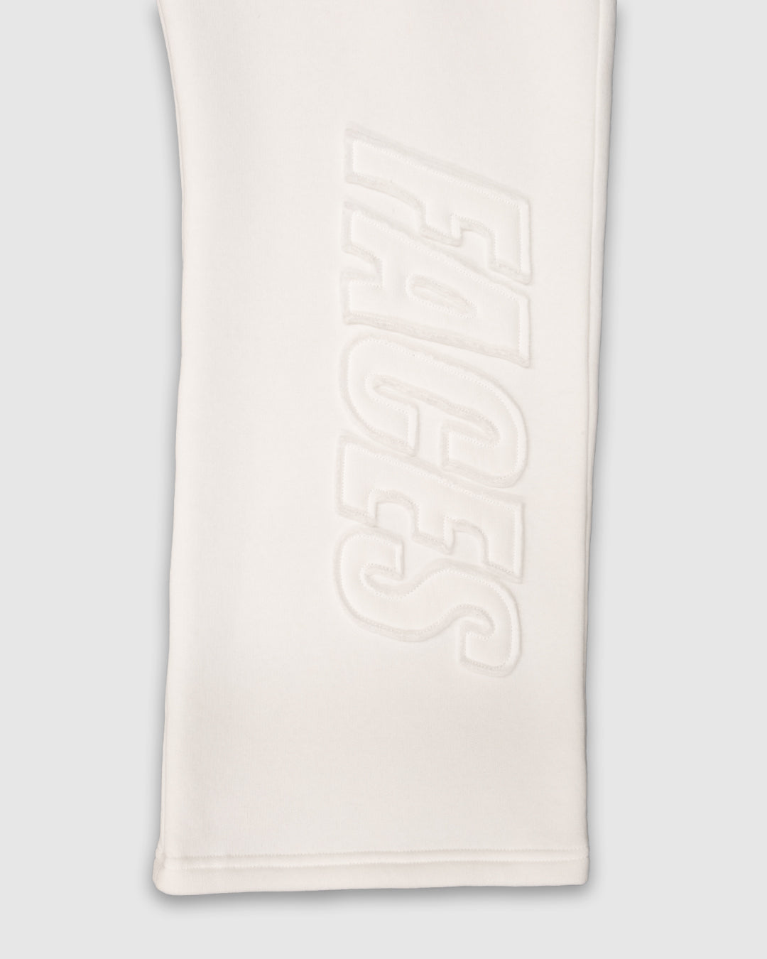 FACES CLOUDED™ PANTS I SNOW WHITE