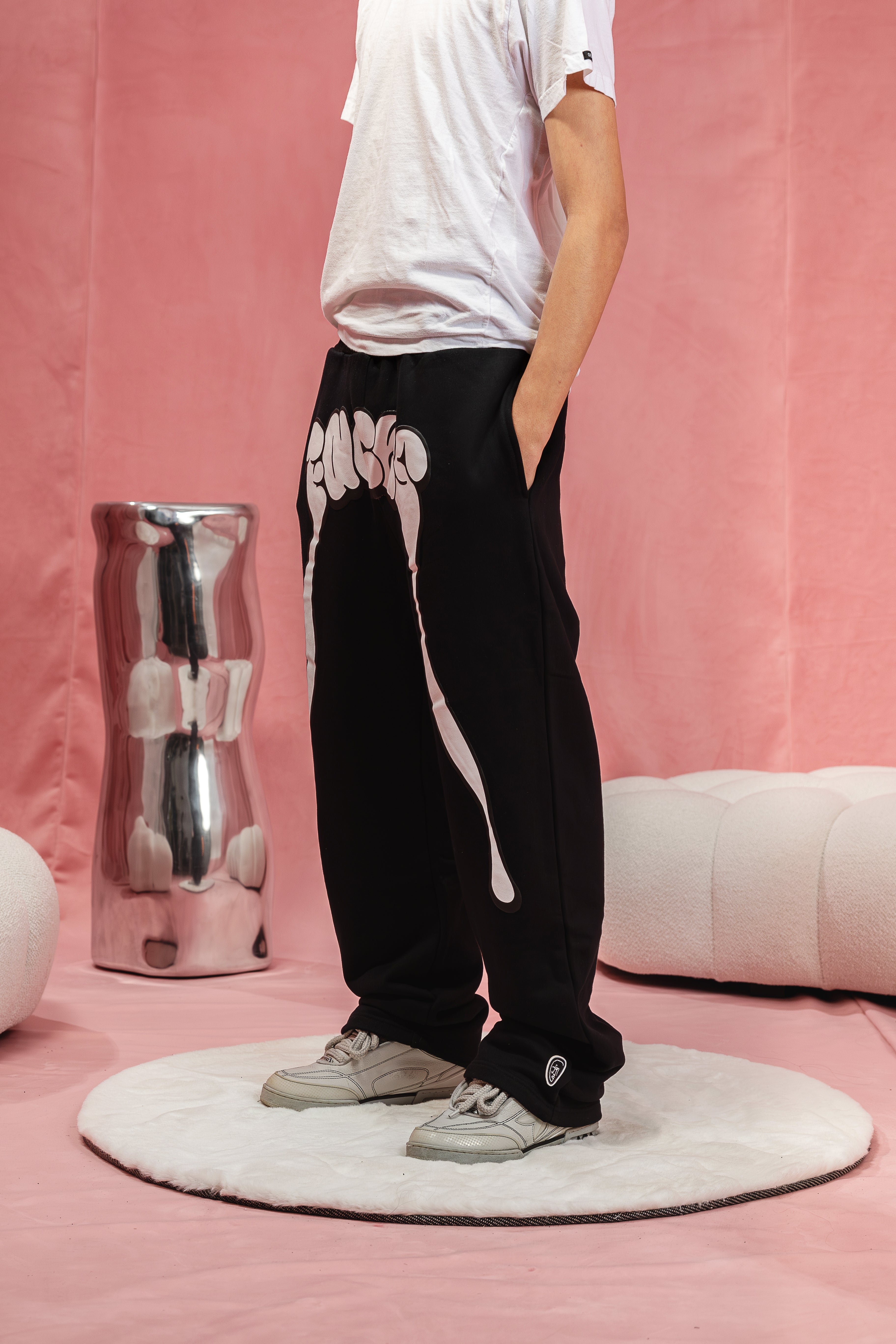 FACES PAINT TRAIL PANTS I PITCH BLACK