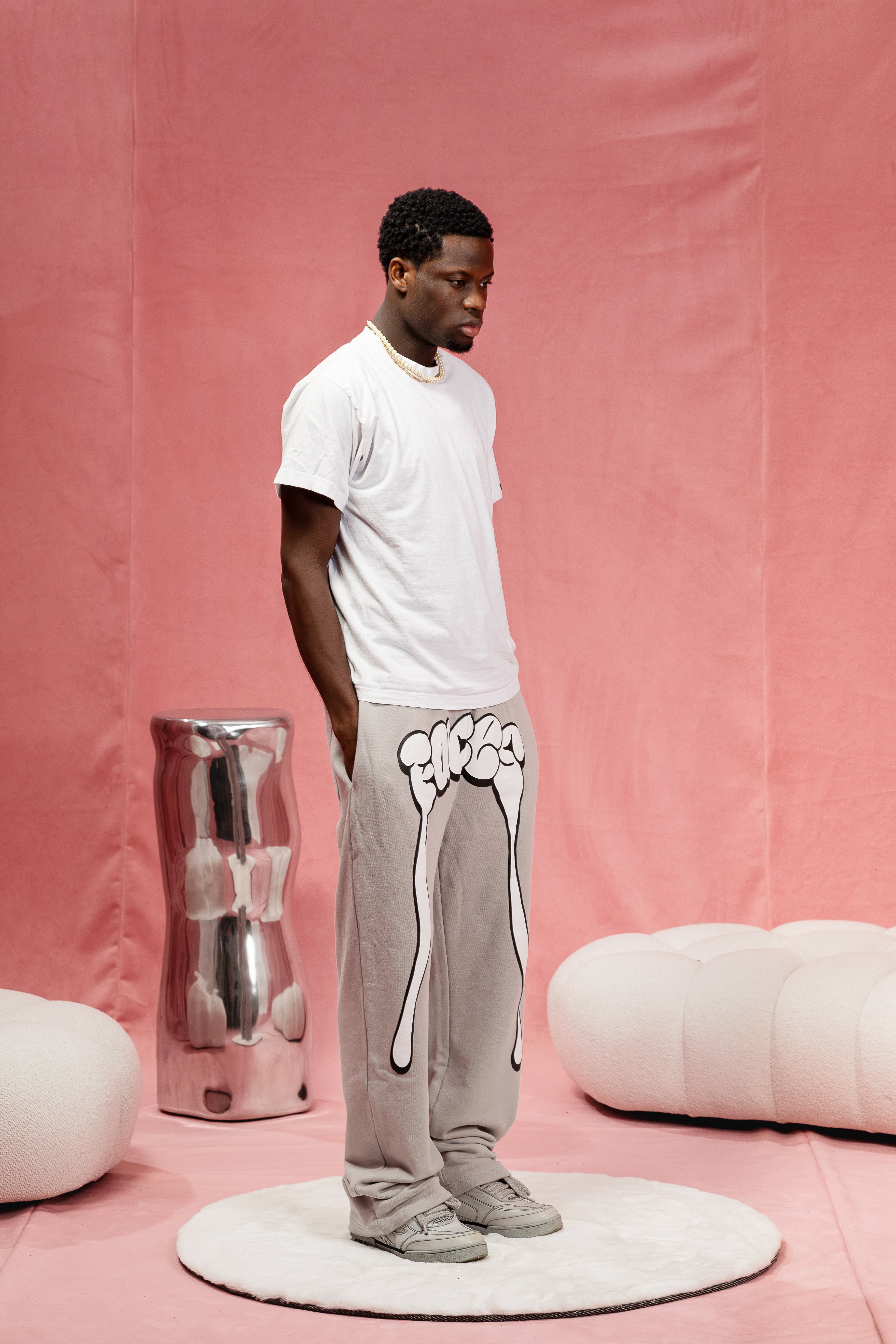 FACES PAINT TRAIL PANTS I PEARL GREY